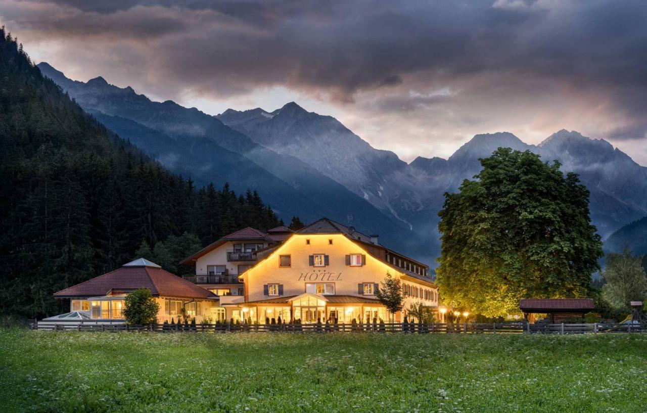 Hotel Bad Salomonsbrunn Anterselva di Mezzo Eksteriør bilde