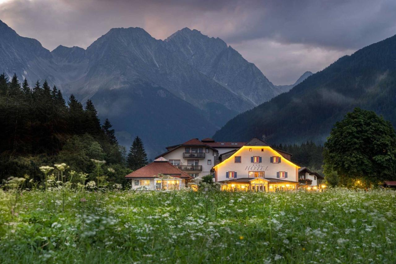 Hotel Bad Salomonsbrunn Anterselva di Mezzo Eksteriør bilde